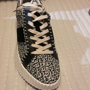 Dolce Vita Dolley Sneakers